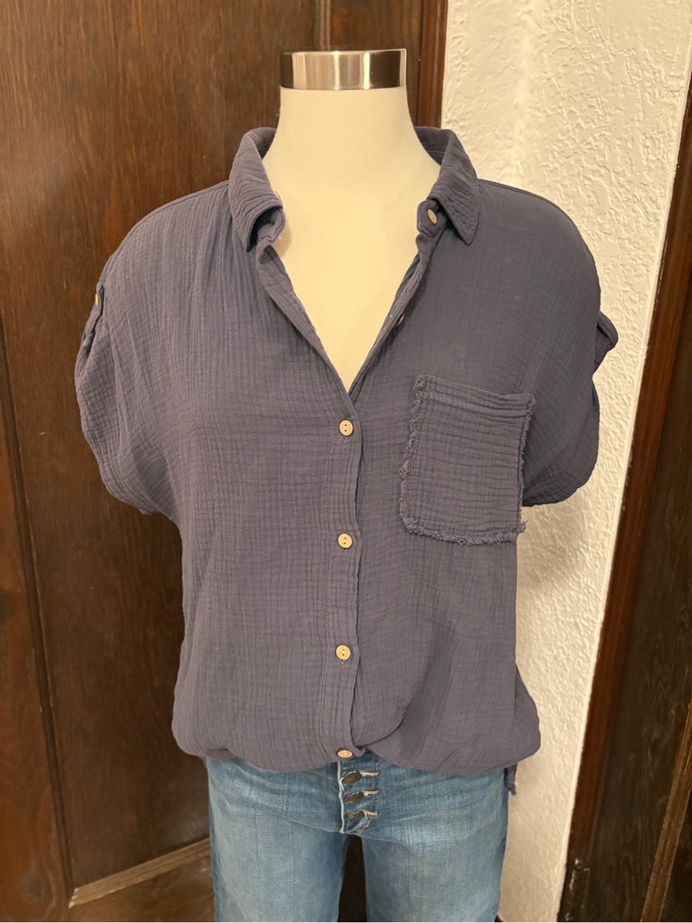 XCVI Naresha tunic top. Size M